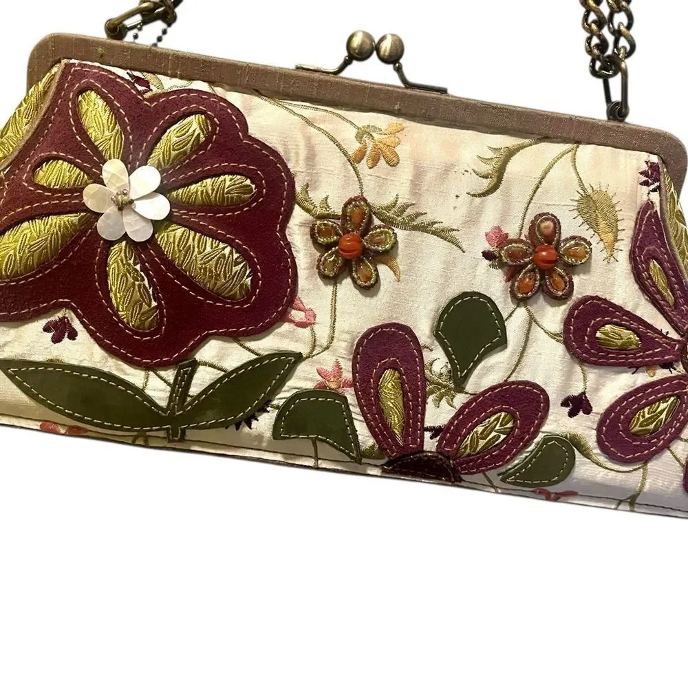 Mary Frances purse - Picture 3 of 10